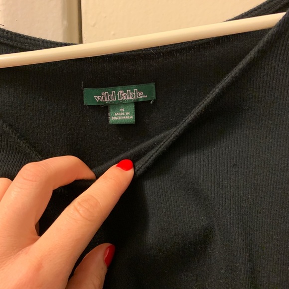 Basic Crop Top - Picture 2 of 3